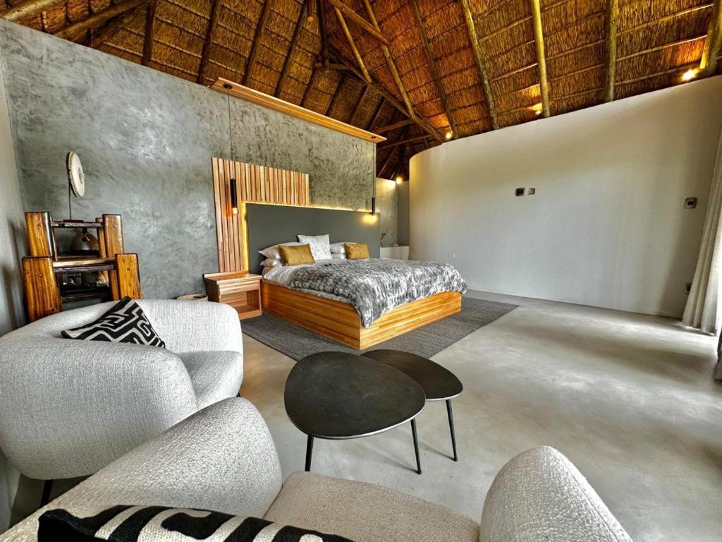 La Joya Lodge Conference Centre And Spa Pelindaba 외부 사진