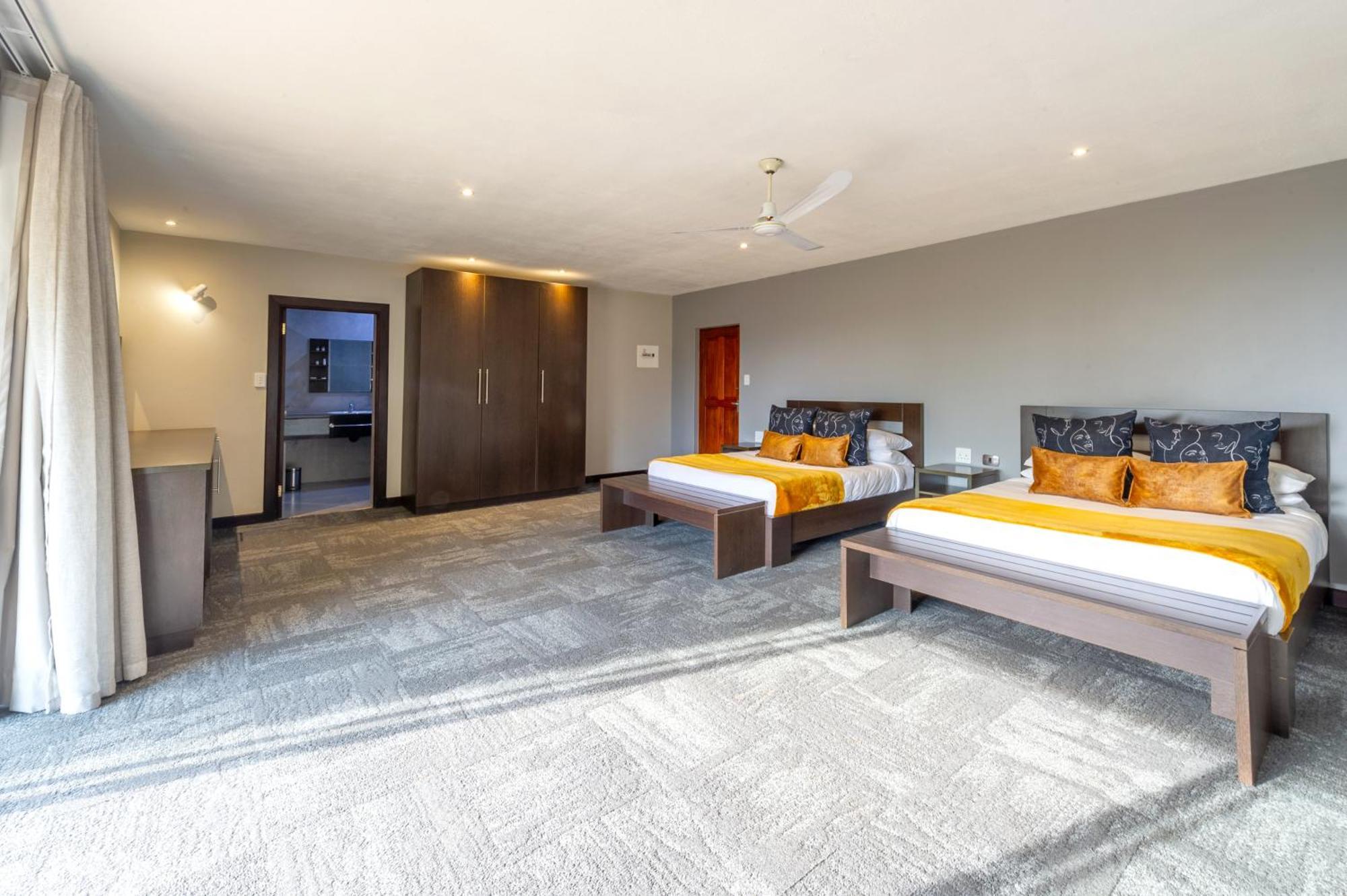 La Joya Lodge Conference Centre And Spa Pelindaba 외부 사진